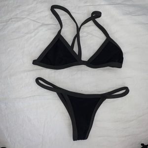 Posh pua black bikini